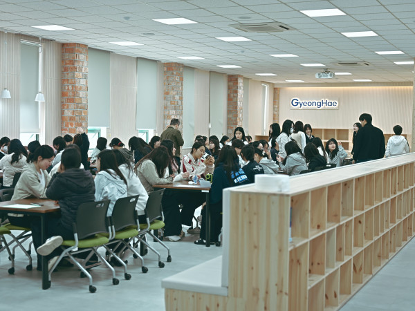 ‘학생들이 제작한 콘텐츠로 학교 축제를 준비하다'